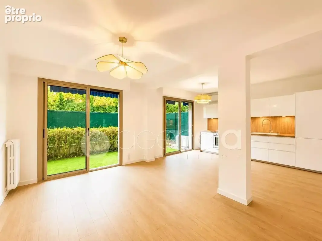 Appartement Antibes centre, stade Foch - photo 2
