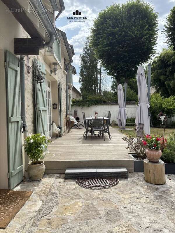 Maison à GIRONVILLE-SUR-ESSONNE