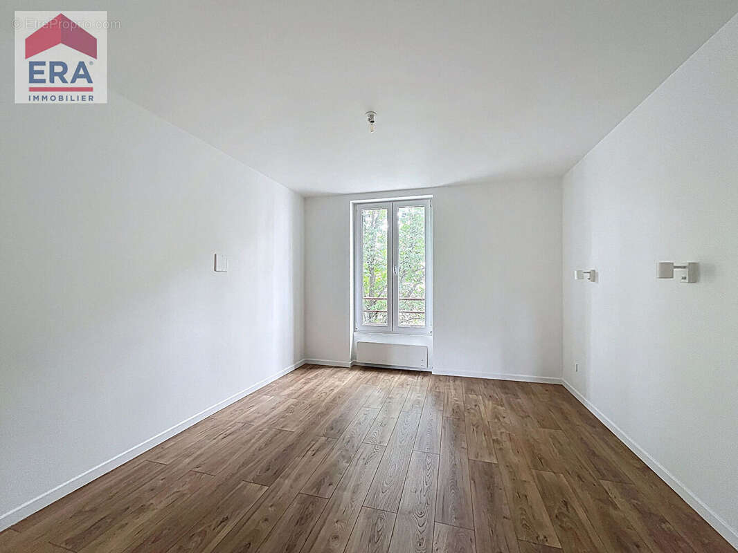 Appartement à IVRY-SUR-SEINE