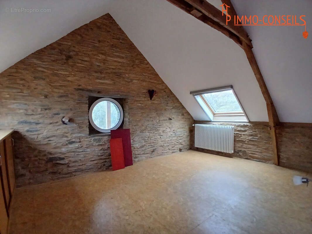 Maison à GUEMENE-PENFAO
