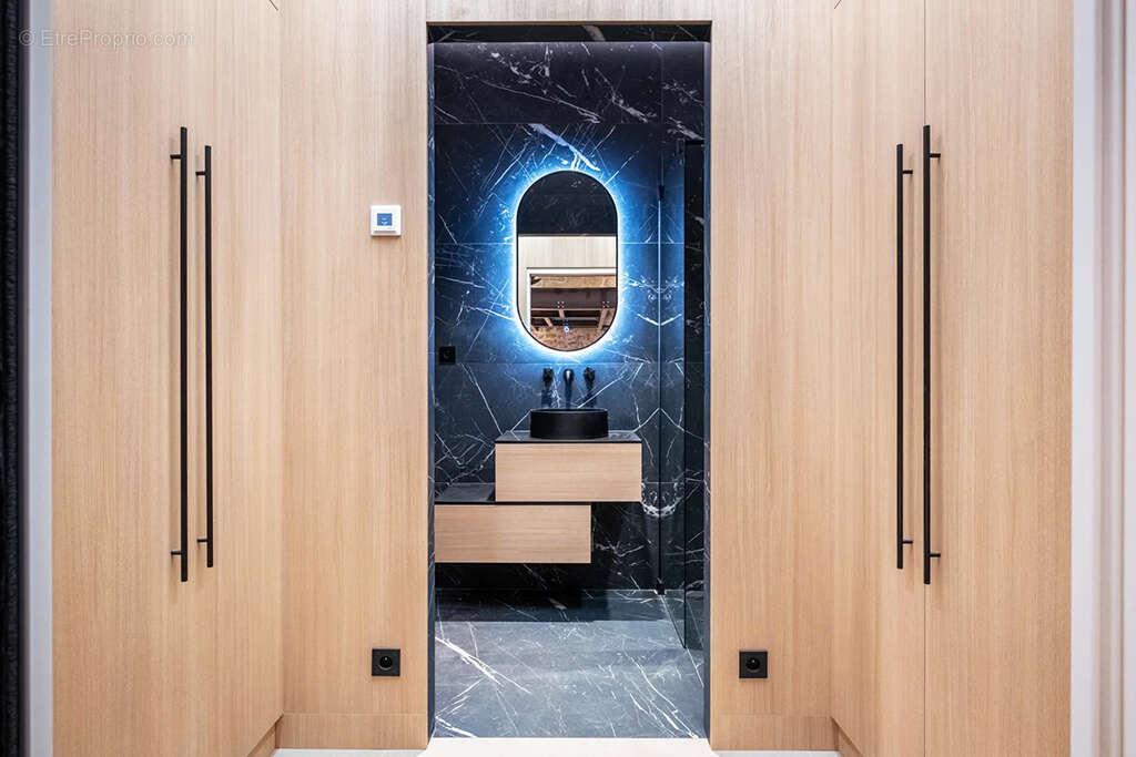Appartement à PARIS-4E