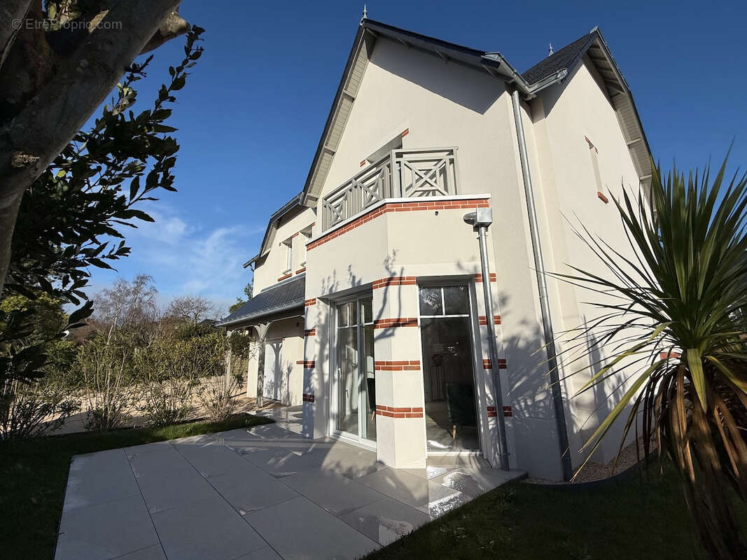 Maison à LE POULIGUEN