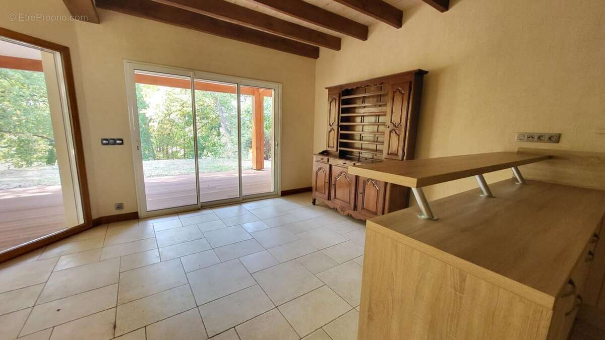 Maison à MONTPON-MENESTEROL