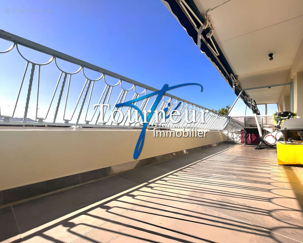 Appartement à SANARY-SUR-MER