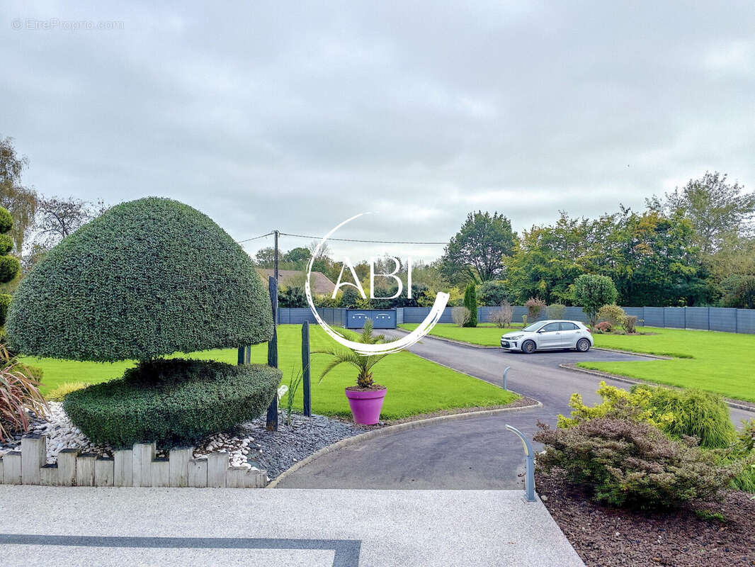 Maison à BELLOU-EN-HOULME