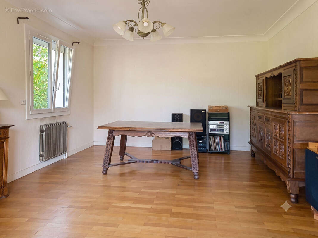 Maison Coubon 7 pièce(s) 125 m2 - photo 5