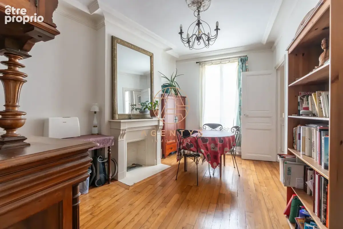 Appartement 61 m² à Nogent-Sur-Marne  - photo 1