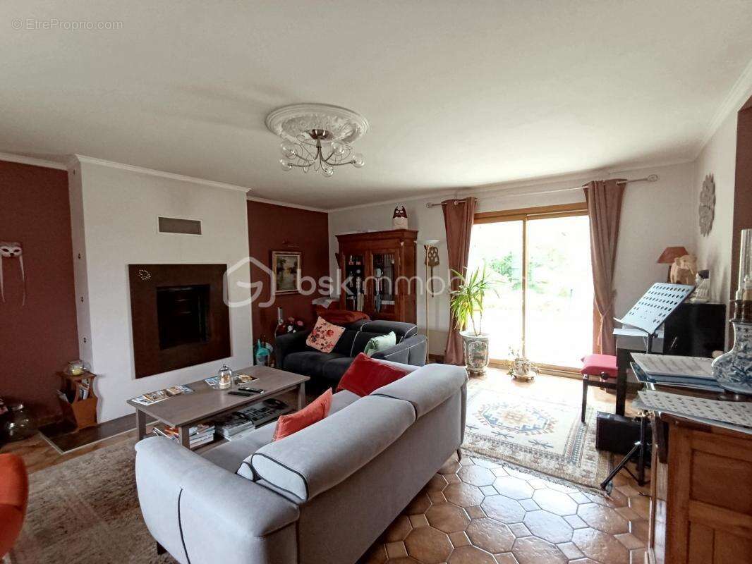 Maison à SAINT-DOMINEUC