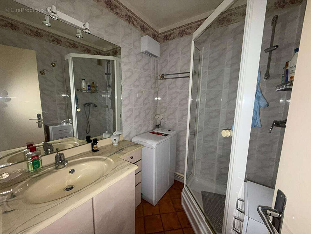 Appartement à SAINT-MANDRIER-SUR-MER