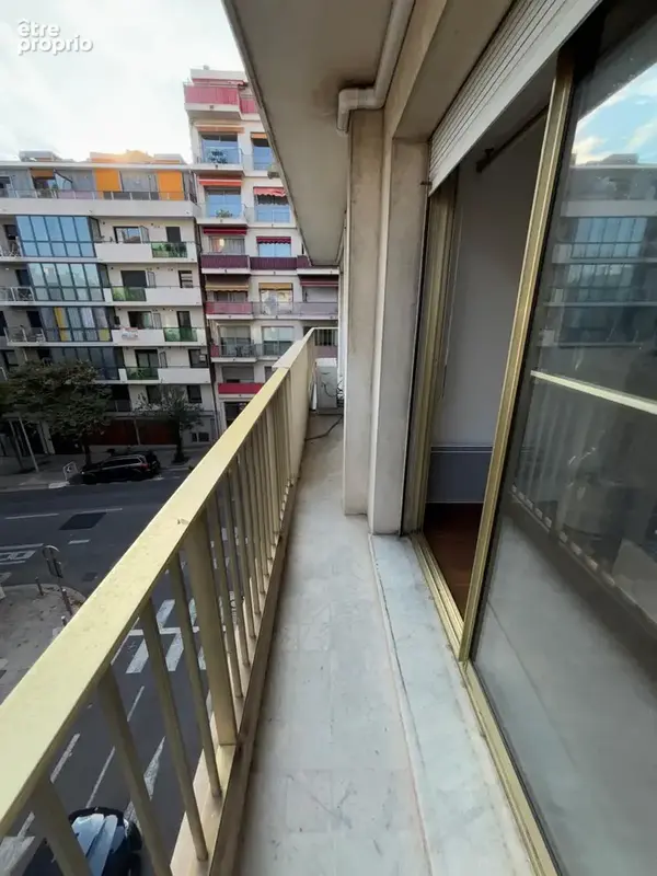 Nice   boulevard françois grosso   3 pièces avec balcon filant de 21 m2 - photo 5