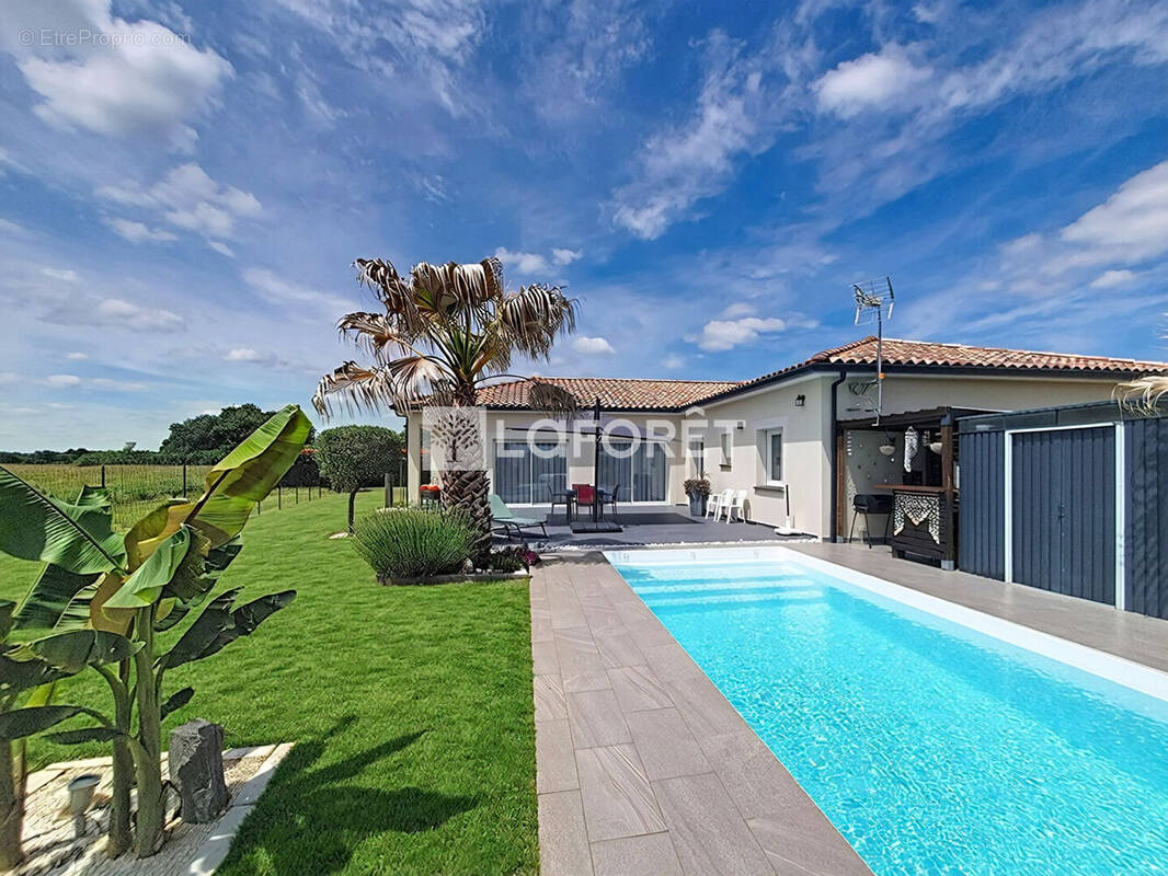 Maison à CASTELSARRASIN