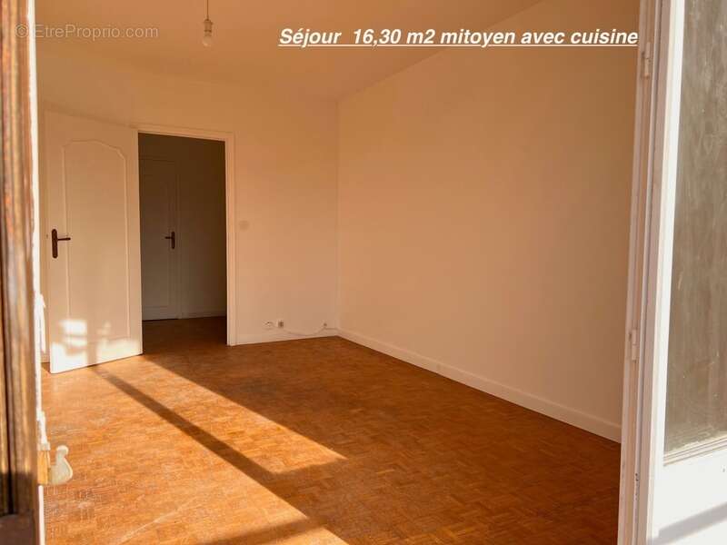Appartement à MARSEILLE-4E