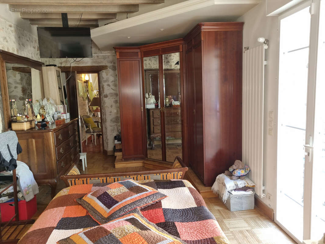 Maison à BRUYERES-LE-CHATEL