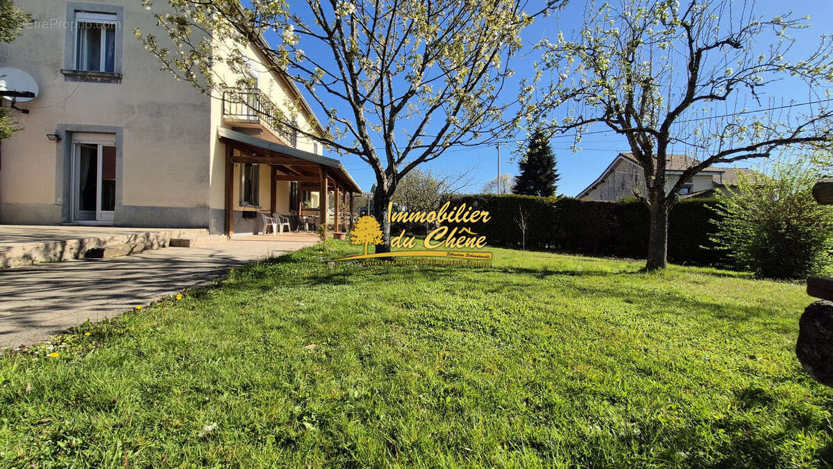 Maison à AILLEVILLERS-ET-LYAUMONT