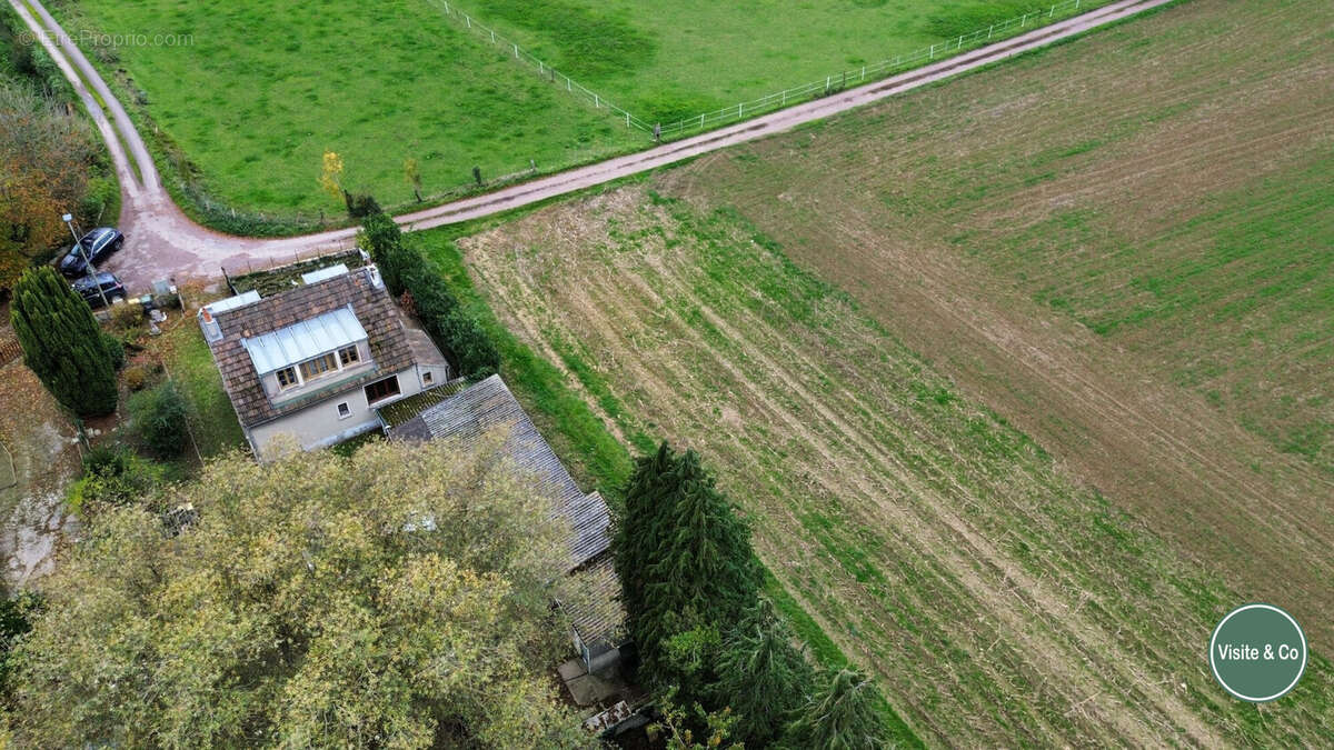 Maison à SAINT-CONTEST