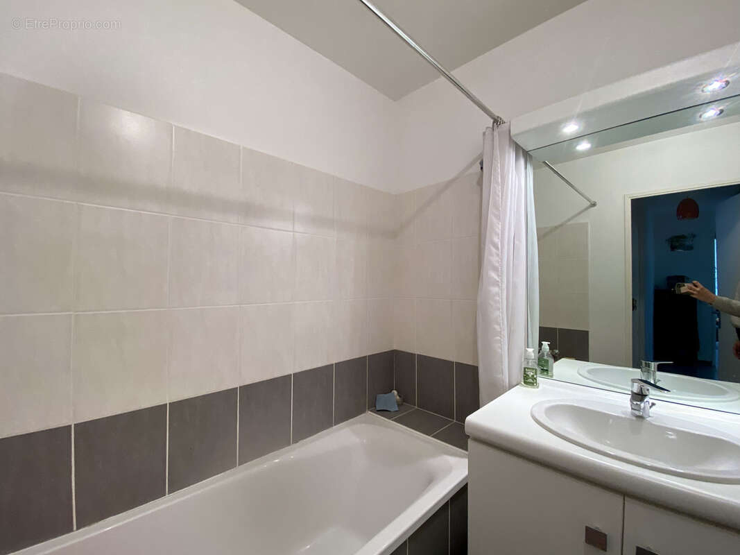 Appartement à MARSEILLE-12E