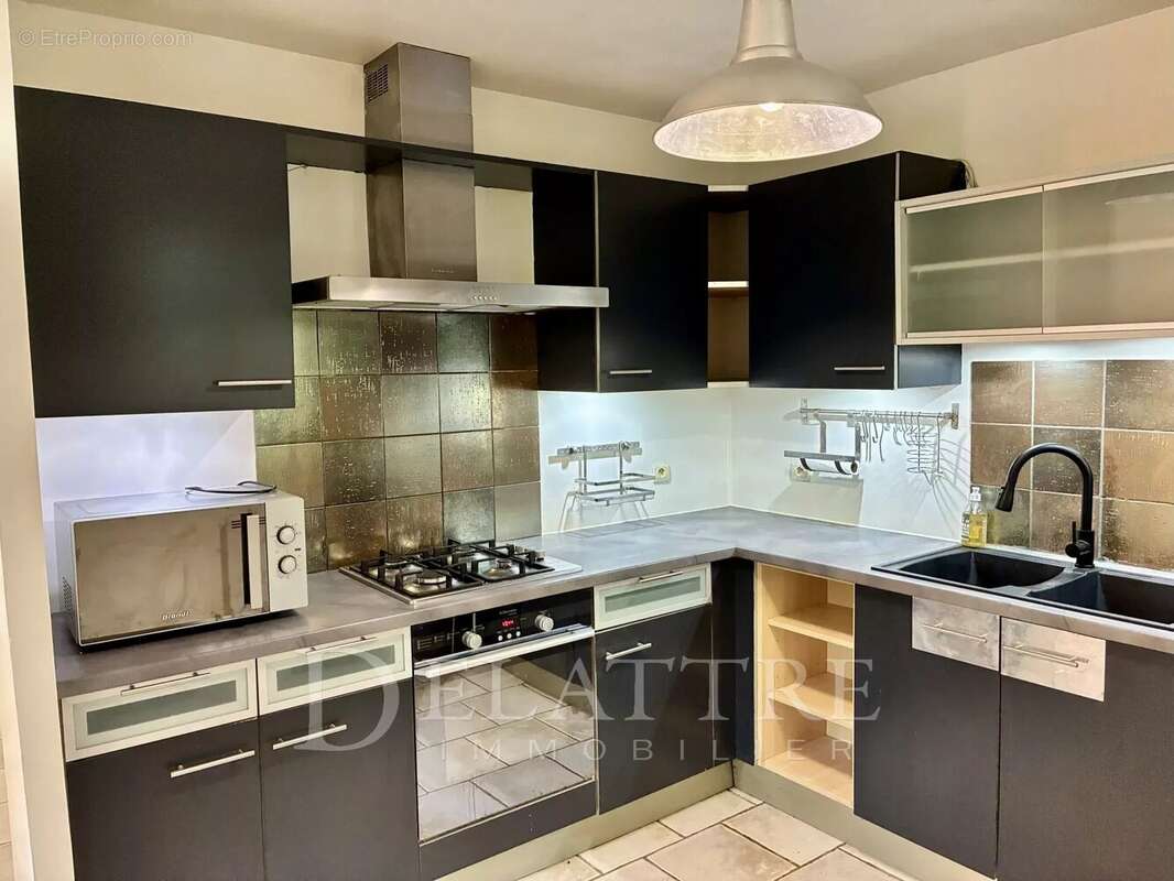 Maison à ROQUEFORT-LES-PINS