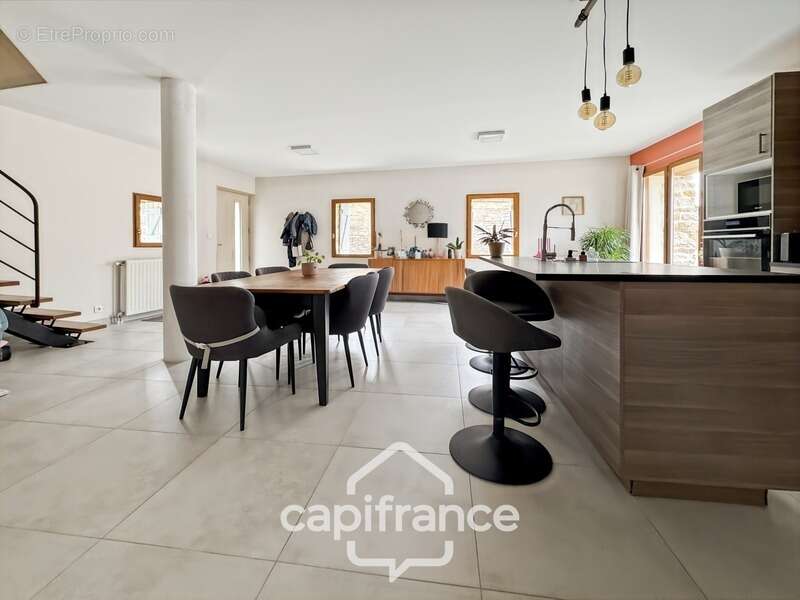 Maison à CHALON-SUR-SAONE