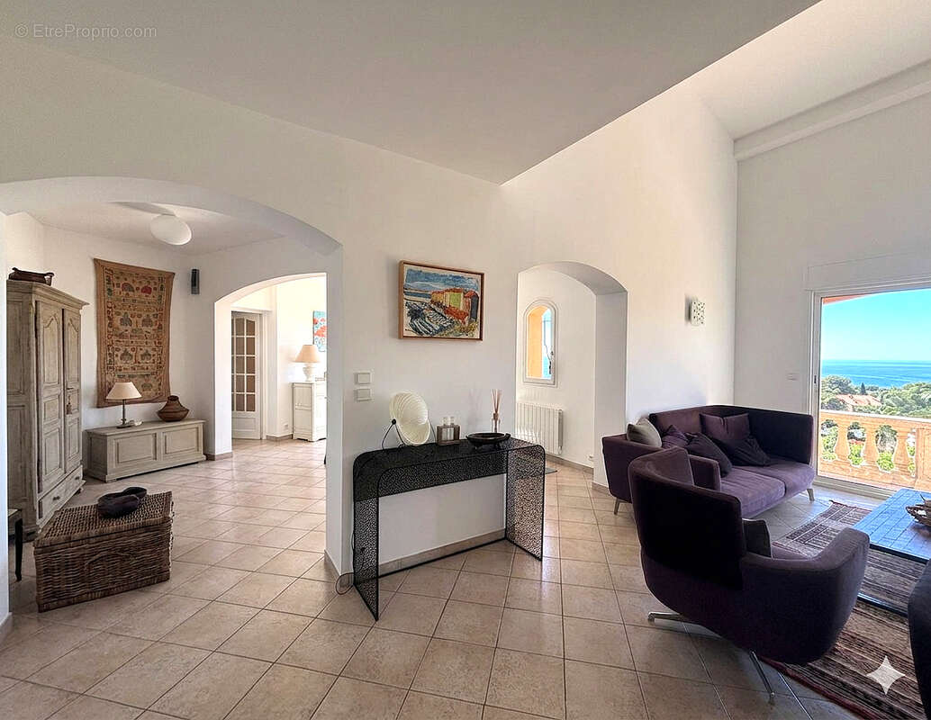 Maison à FREJUS