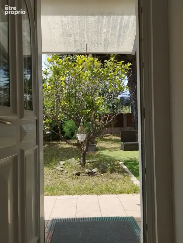 Villa plain pied quatre chambres plages a pied pleine propriete - photo 12
