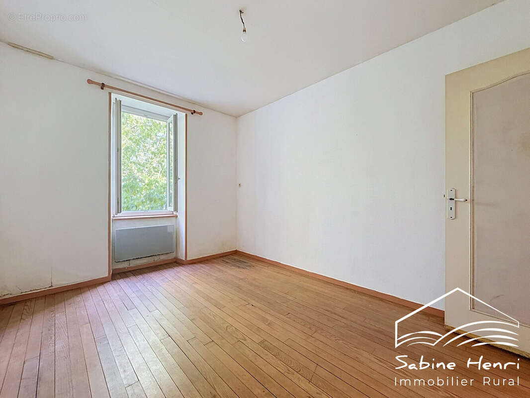 Maison 101 m² à Tanus  - photo 5