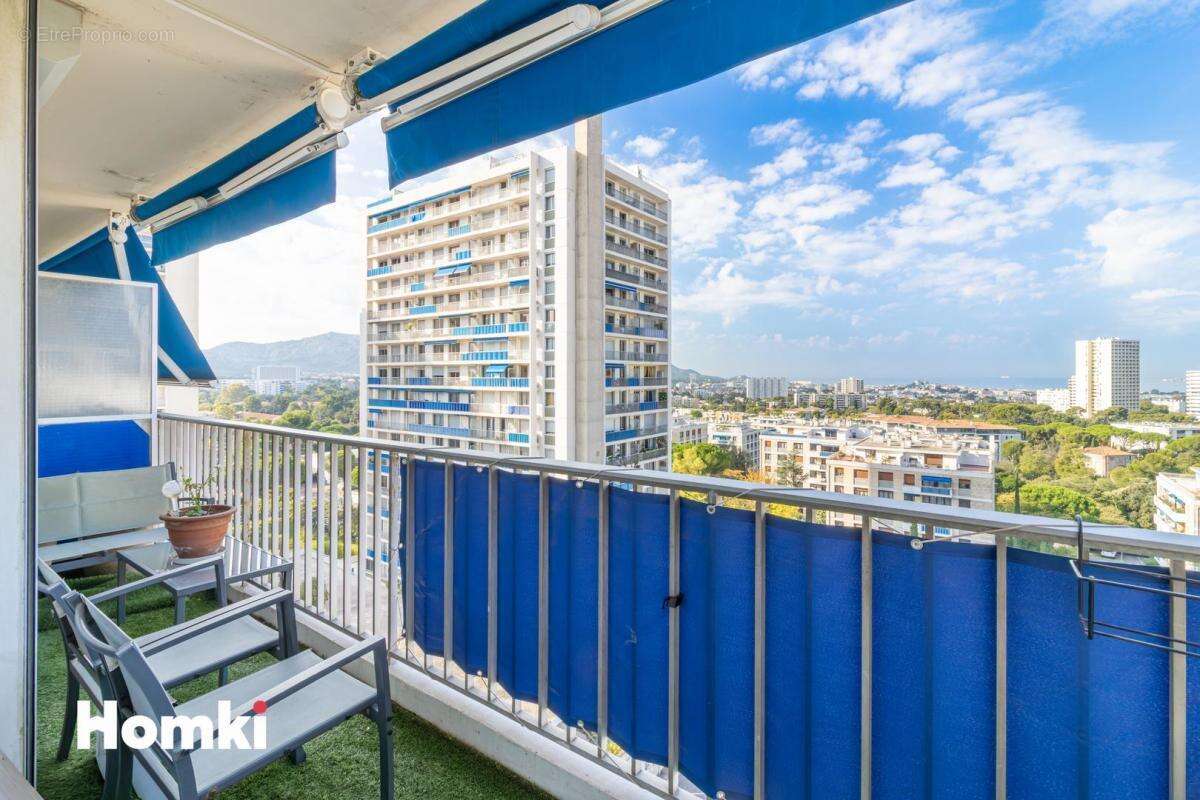 Appartement à MARSEILLE-9E