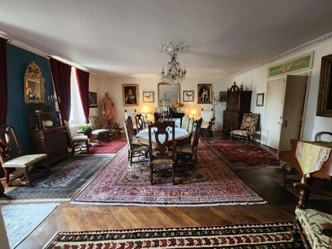 Maison à COUHE