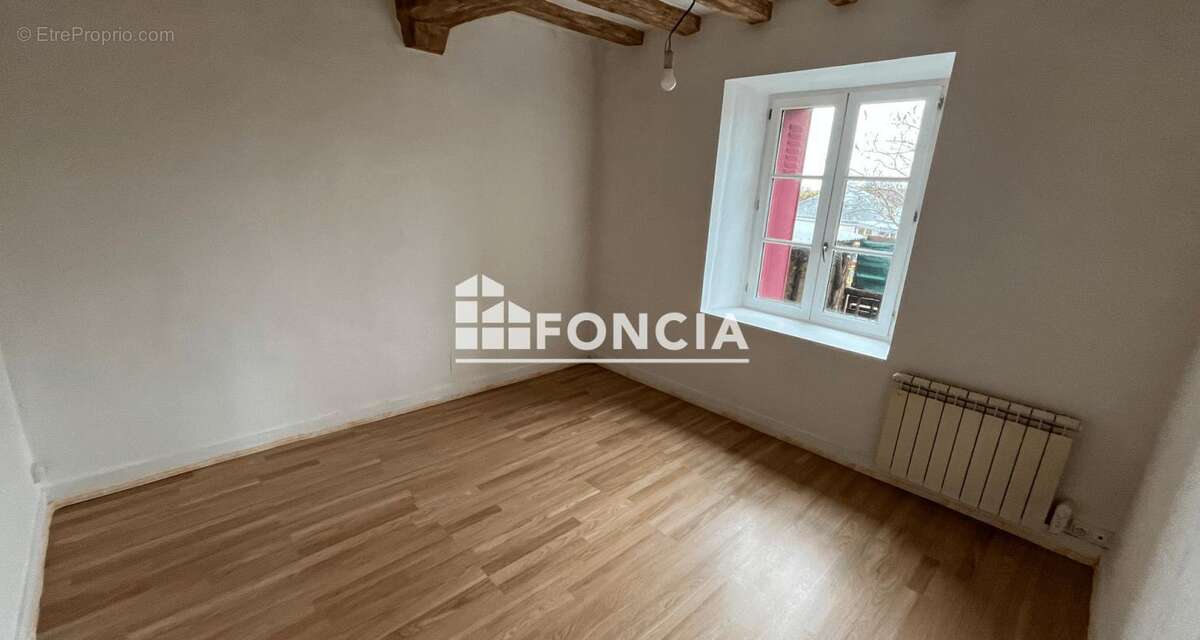 Alpes Mancelles Maison de bourg pour investissement locatif ou primo-accédant - photo 3