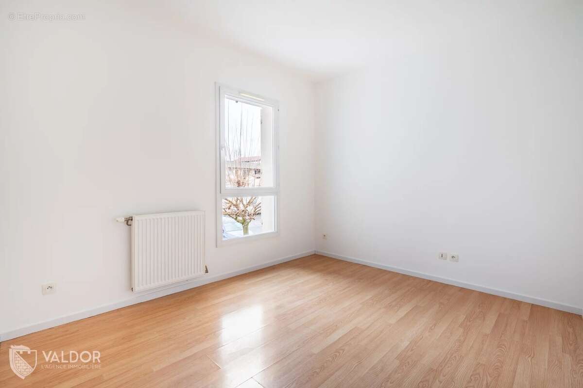 Appartement à CHARENTAY