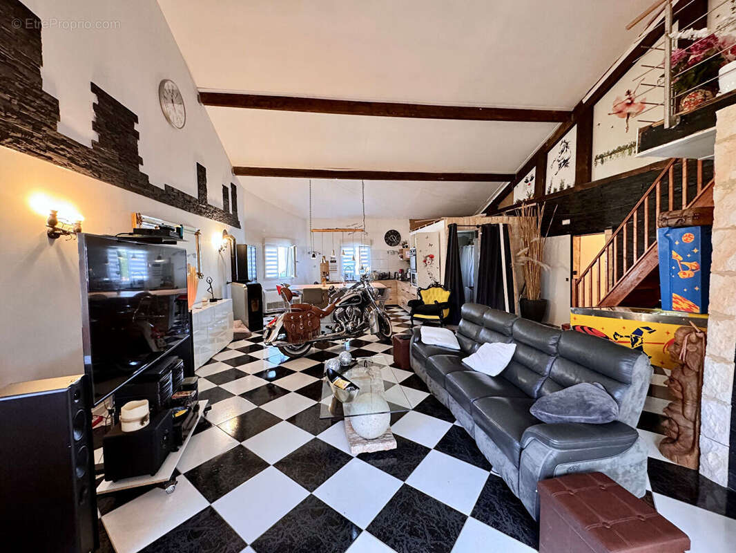 Maison à BOUZONVILLE