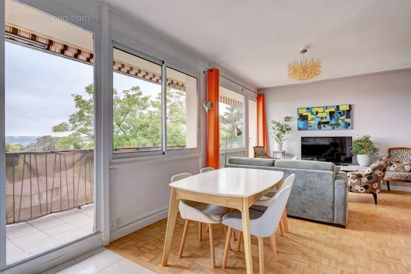 Appartement à LYON-9E