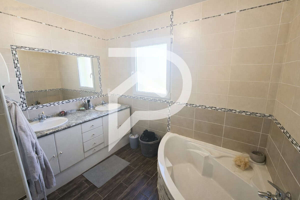 Maison à CASTEIDE-CANDAU