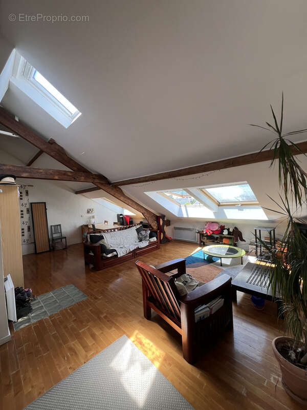 Appartement à SAINT-MAUR-DES-FOSSES