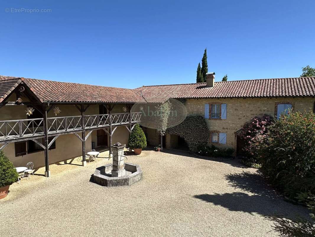 Maison à AIRE-SUR-L'ADOUR