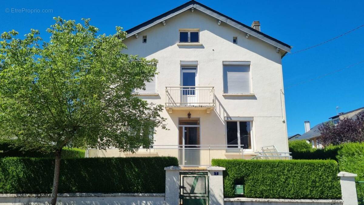 Maison à LACAUNE