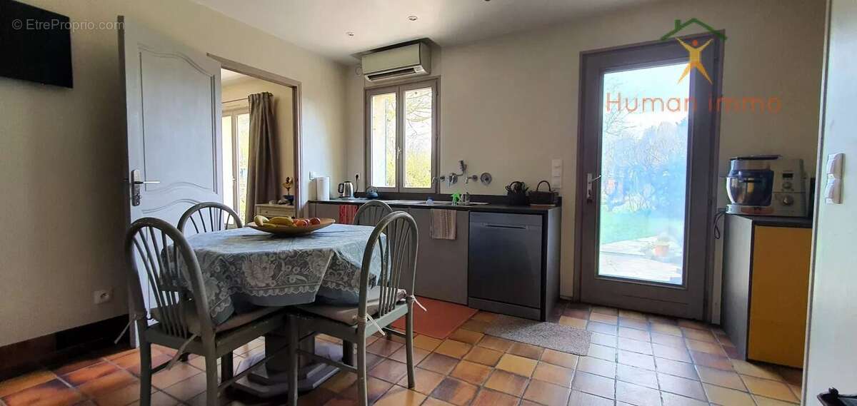 Maison à VERRIERES-LE-BUISSON