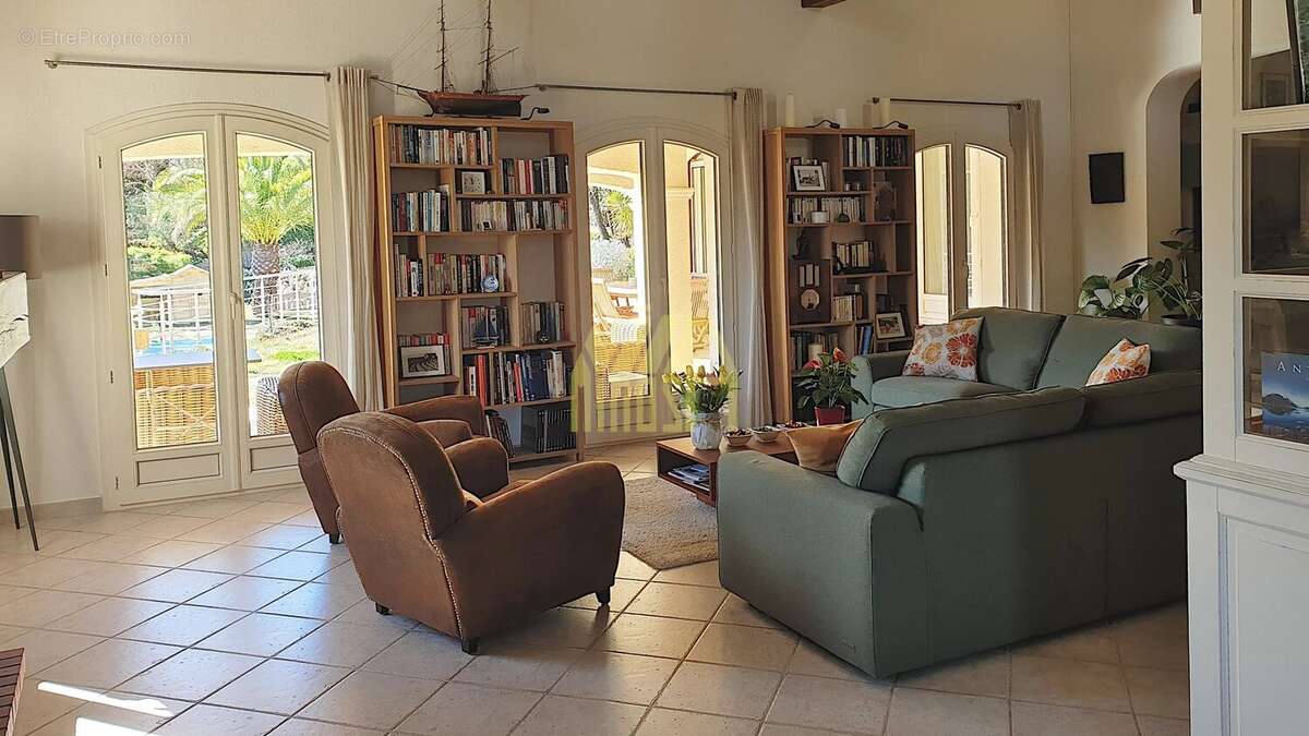 Maison à DRAGUIGNAN