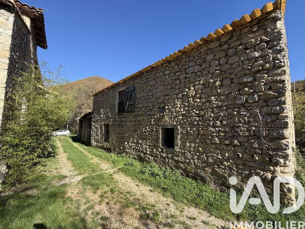 Photo 6 - Maison à MIRMANDE