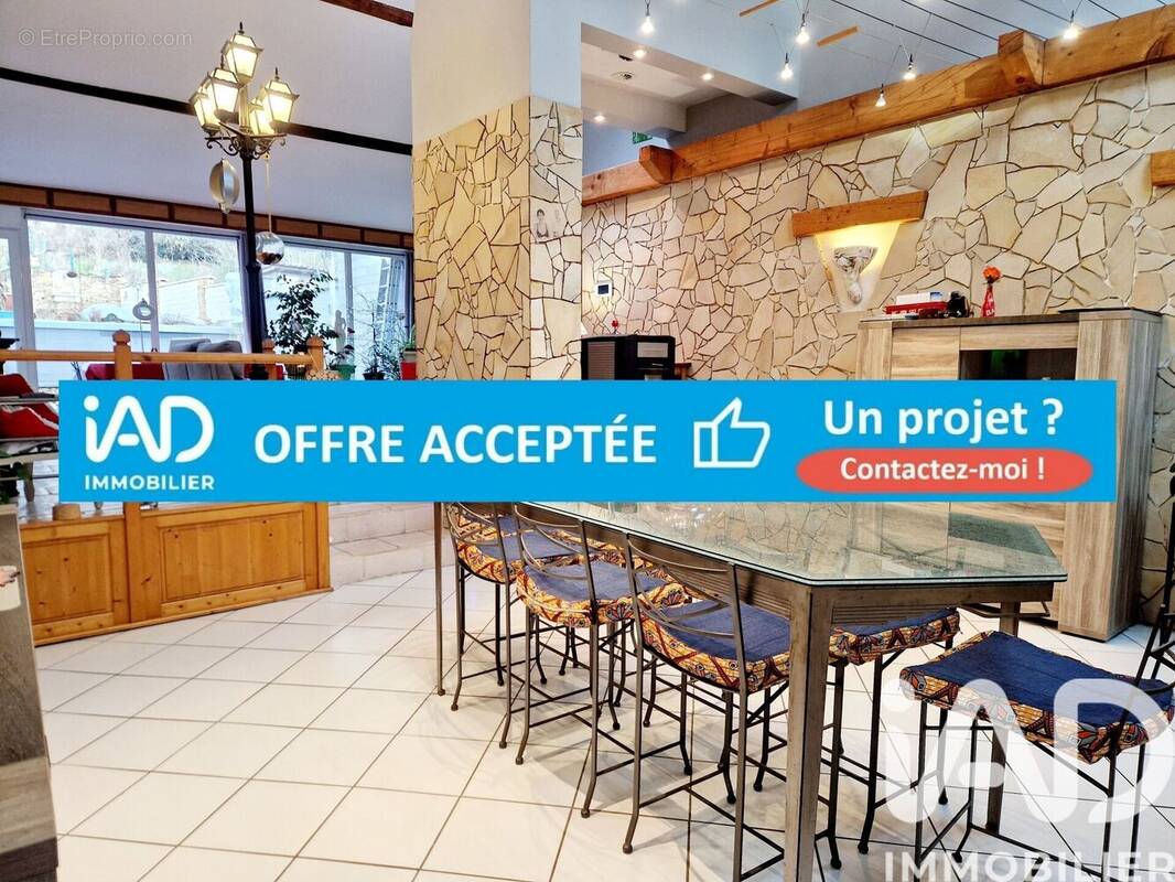 Photo 1 - Maison à ARNAVILLE