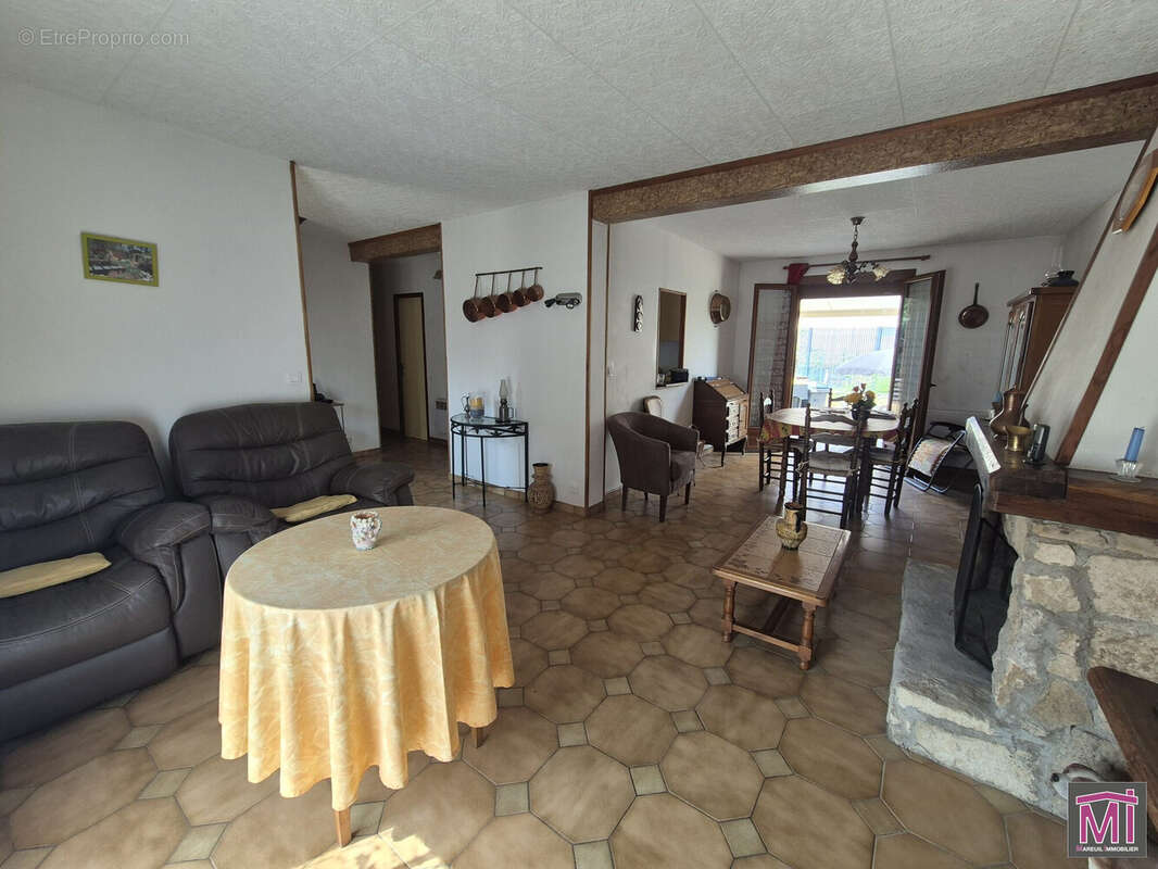 Maison 98 m² à Mareuil-Sur-Ourcq  - photo 2
