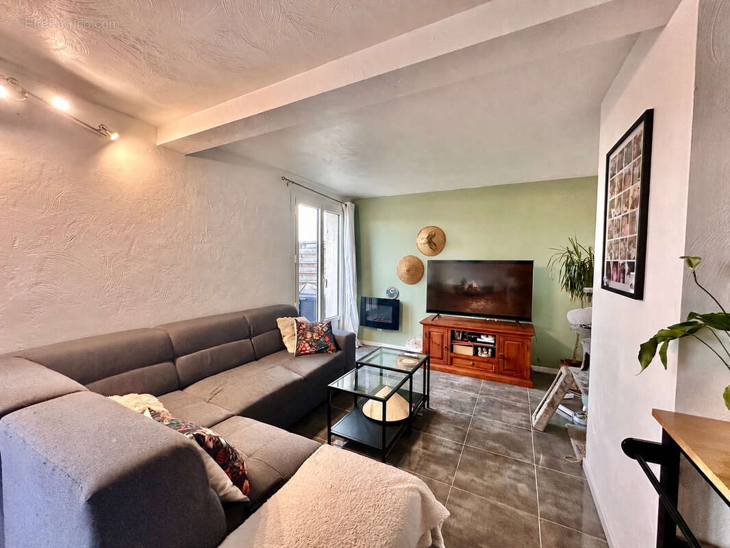Appartement à PEYMEINADE