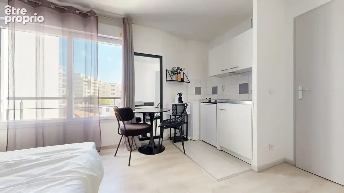 Appartement 1 pièce 25 m² à vendre à Villeurbanne (69100) - photo 2