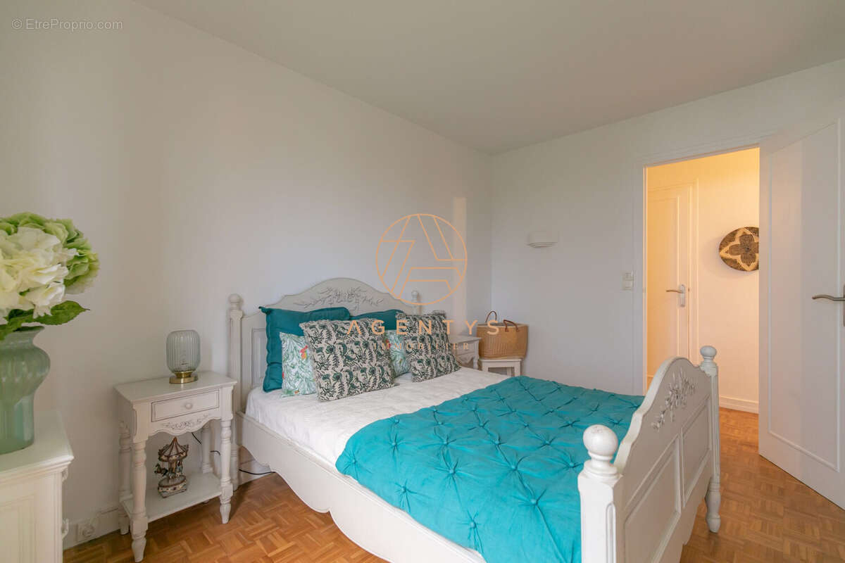 Appartement à SAINT-MAUR-DES-FOSSES