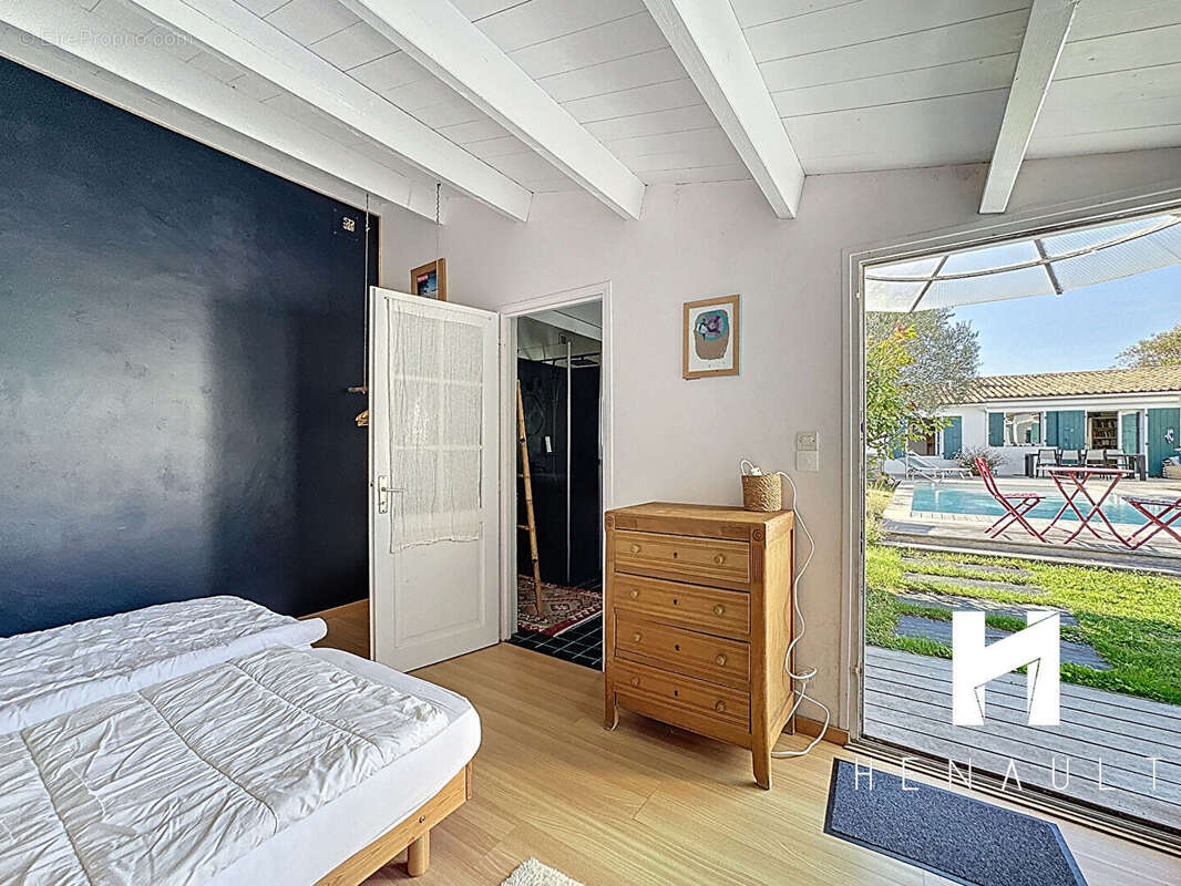 Maison à SAINT-CLEMENT-DES-BALEINES