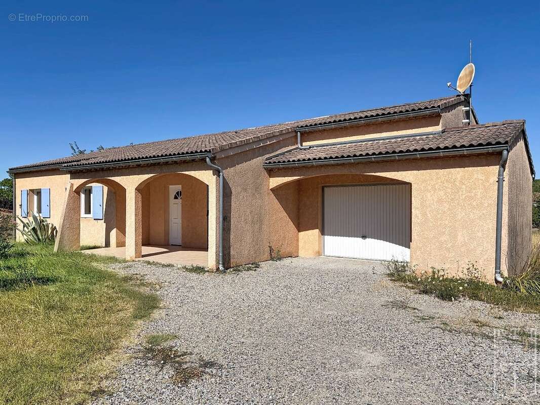 Proche centre RUOMS - Villa 3 chambres - 2 terrasses - photo 22
