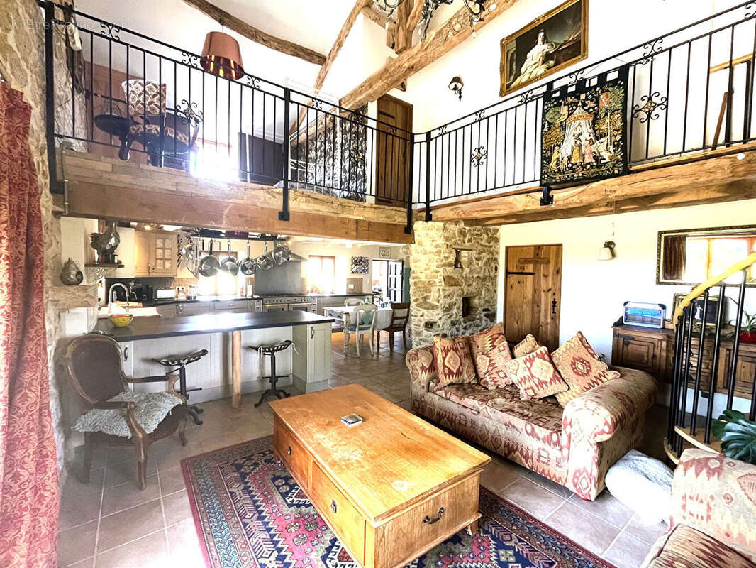 Maison à SAINT-BAZILE