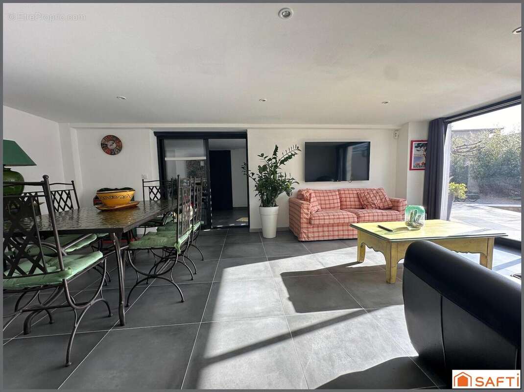 Photo 9 - Maison à LES ANGLES