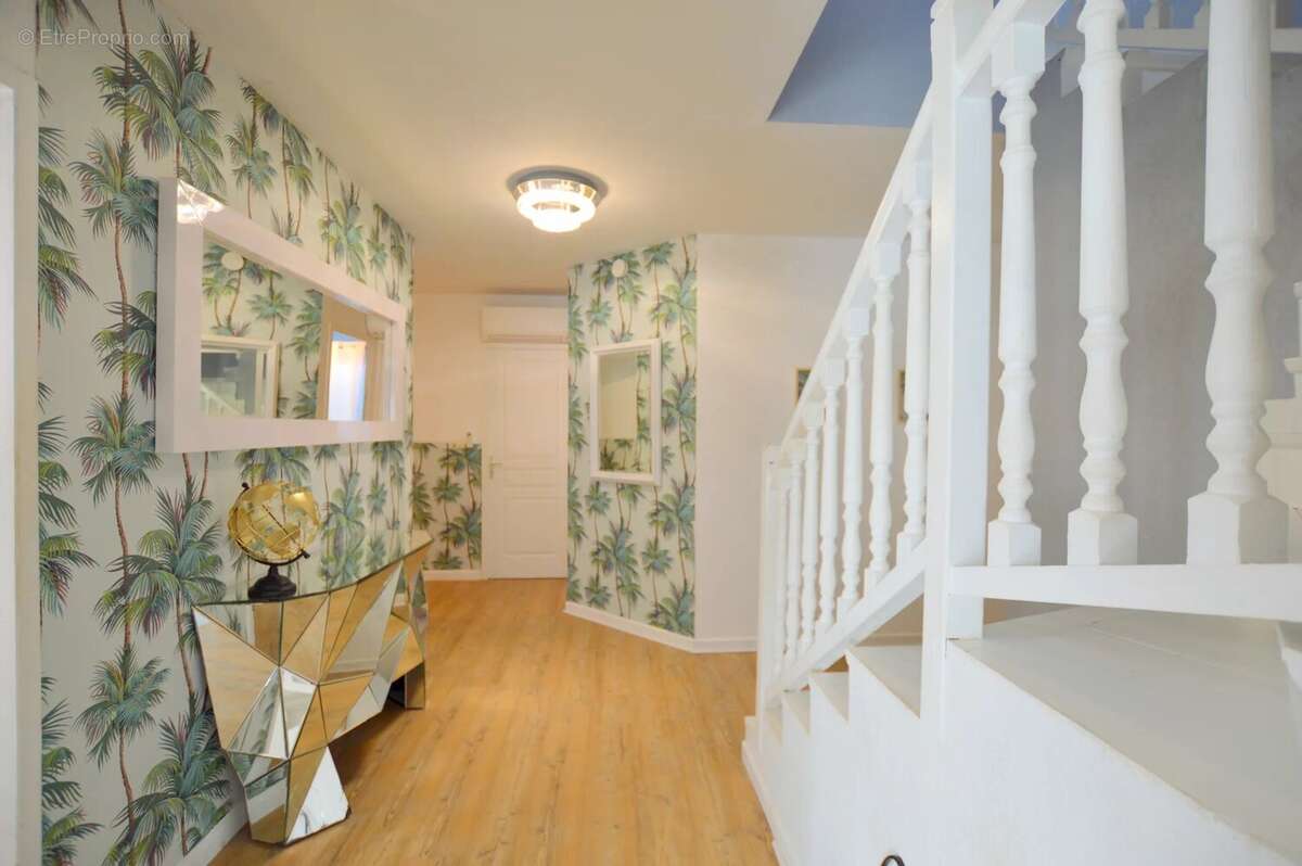 Maison à CASTELNAU-LE-LEZ