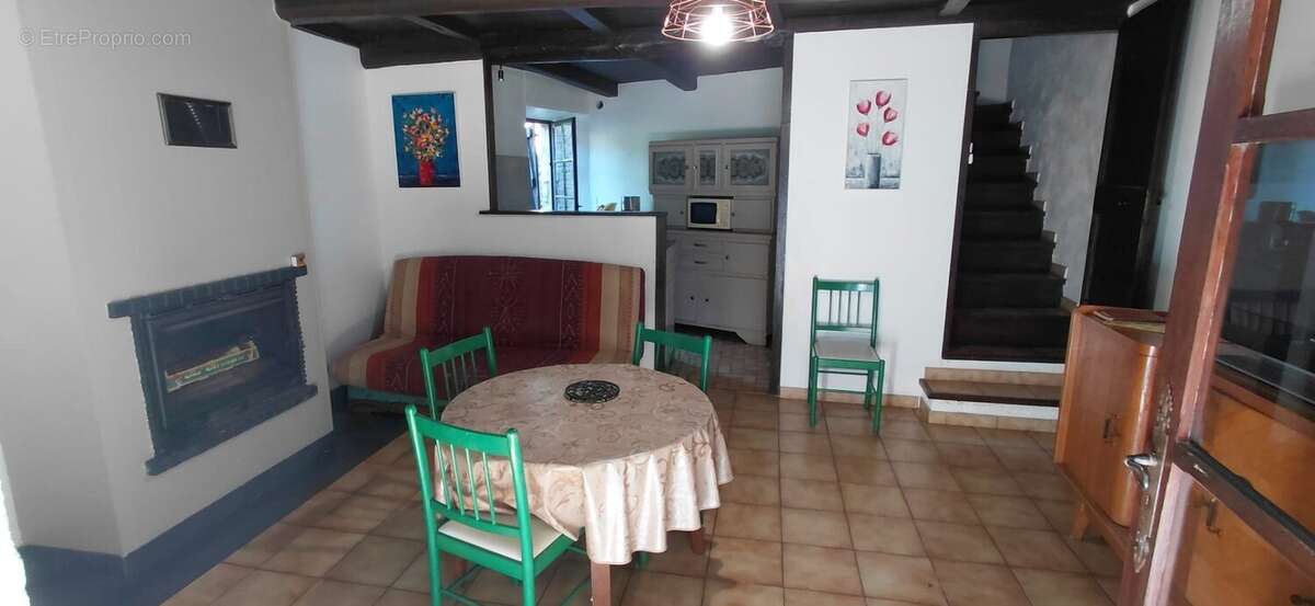 Maison de hameau avec terrain - photo 6