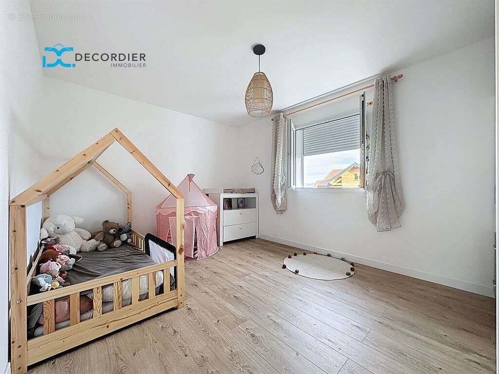 Maison neuvecelle centre - photo 11